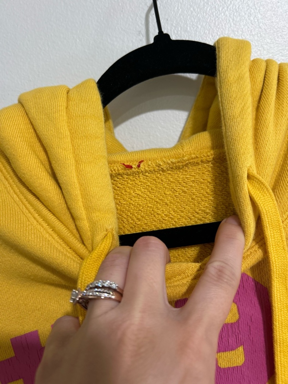 Authentic Gucci “#1921 Snakes Are Nice” Yellow Hoodie Sweatshirt Size M - Picture 3 of 9